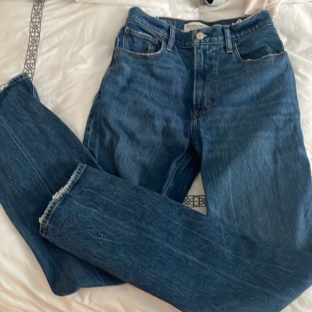 Abercrombie & Fitch High Rise Jeans